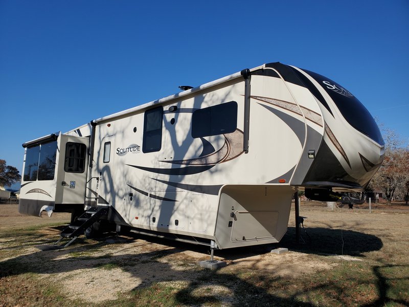 2018 Grand Design Solitude 377MBS, 5th Wheels RV For Sale By Owner in