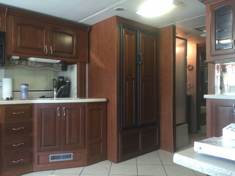 2005 Mandalay Presidio 40, Class A Diesel RV For Sale By Owner in