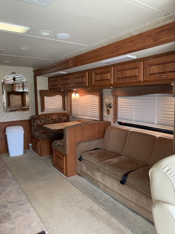 2007 Monaco Cayman XL 36PDD, Class A Diesel RV For Sale By Owner in