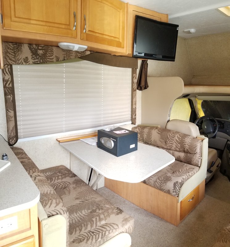 2007 Jayco Greyhawk Sport 28QB, Class C RV For Sale By Owner in Gainesville, Florida