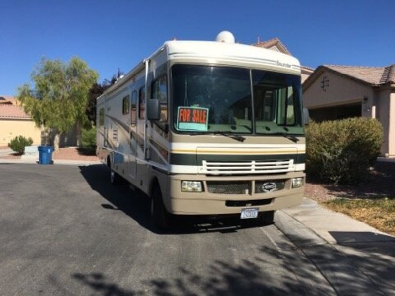 2004 Fleetwood Bounder 36S, Class A Gas RV For Sale By Owner in North
