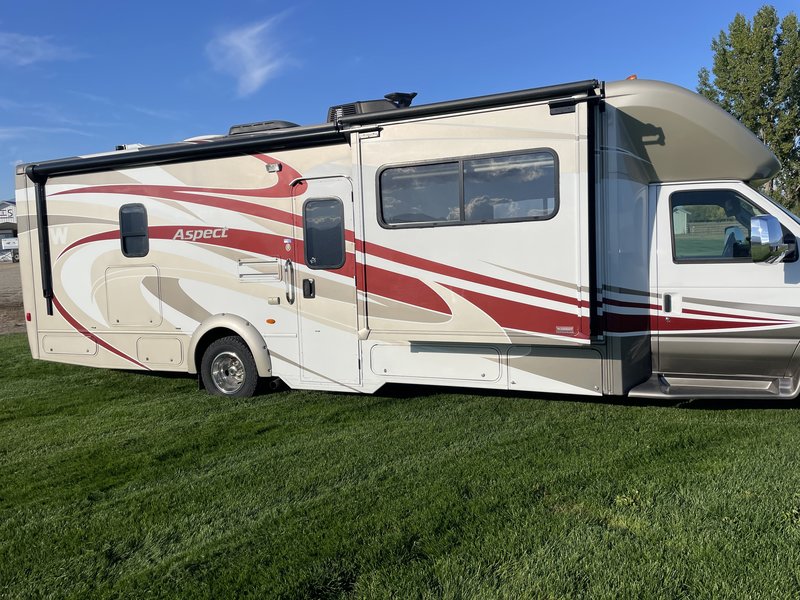 2013 Winnebago Aspect 30C, Class B+ RV For Sale By Owner in Corvallis