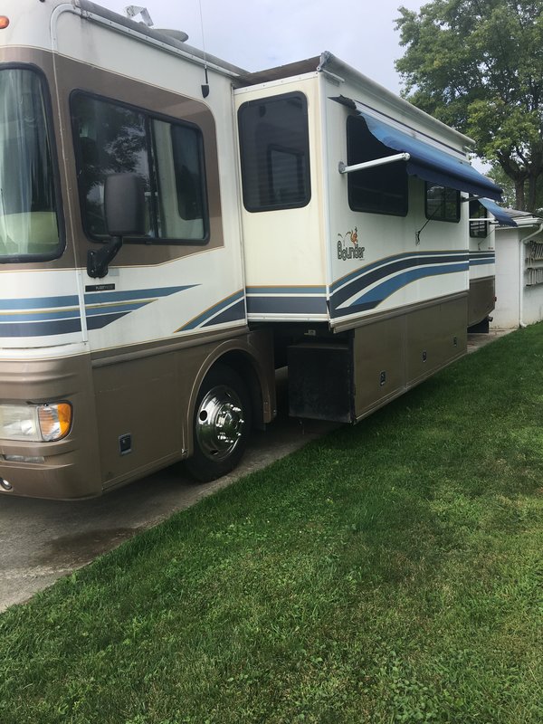 1999 Fleetwood Bounder Diesel Diesel Pusher, Class A Diesel RV For