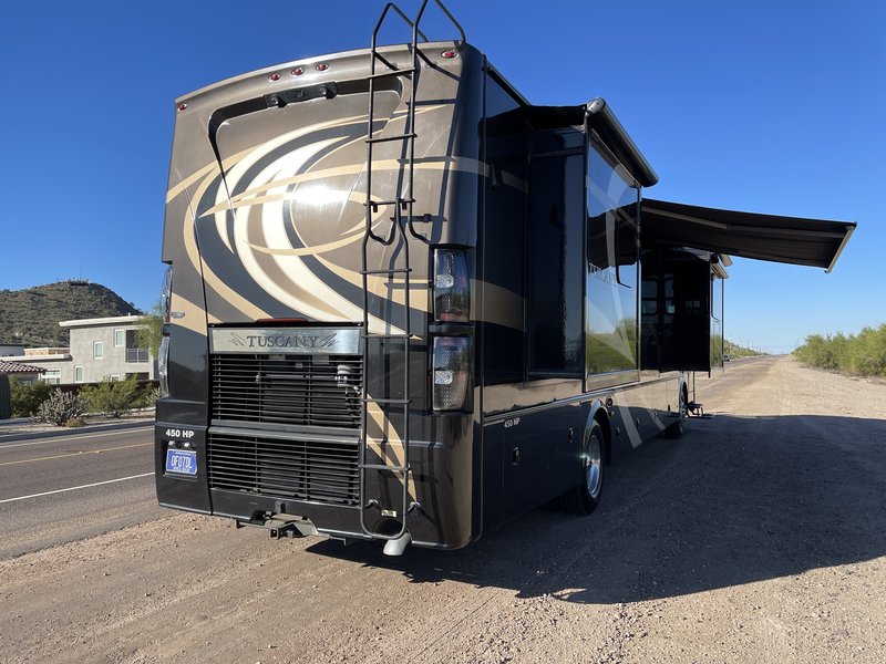 2015 Thor Motor Coach Tuscany 40KQ, Class A Diesel RV For Sale By