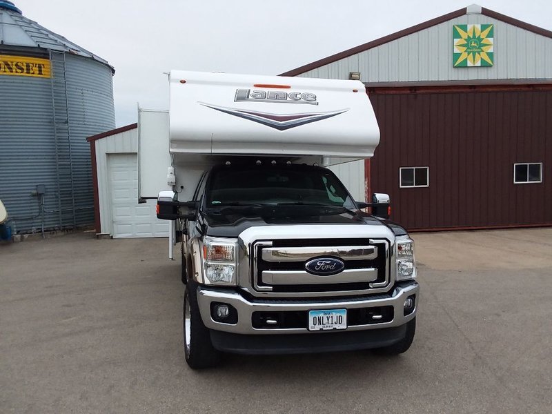 2017 Lance 855S, Truck Campers RV For Sale By Owner in Epworth, Iowa