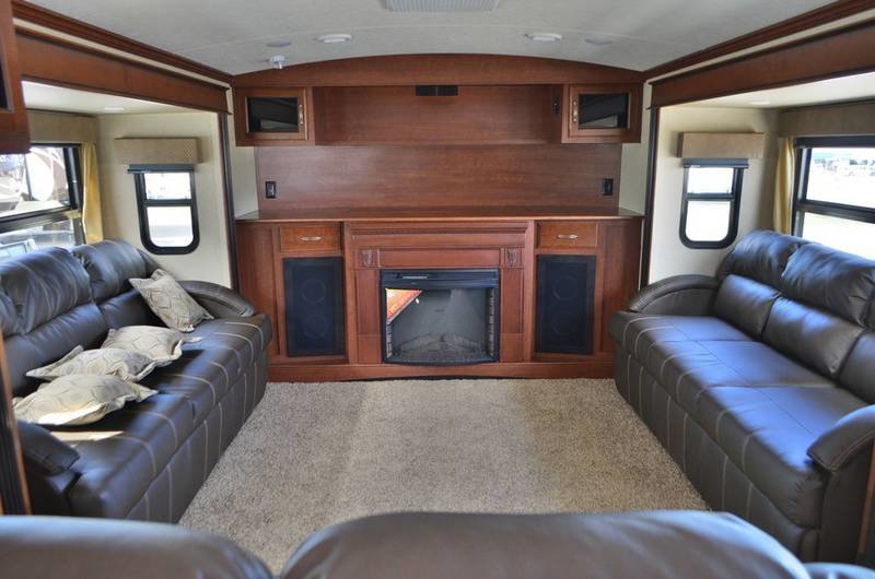 2016 EverGreen Bay Hill 379FL, 5th Wheels RV For Sale By Owner in Fairfax, Vermont
