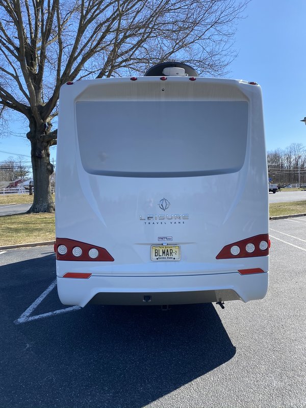 2015 Leisure Travel Vans Unity Twin Bed, Class B+ RV For Sale By Owner in Belmar, New Jersey