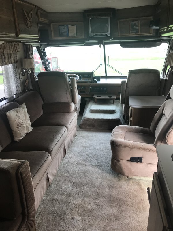 1987 Fleetwood Bounder 34S, Class A Gas RV For Sale By Owner in