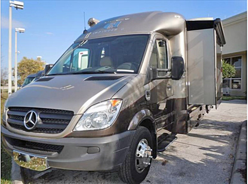 2012 Coach House Platinum II 241 XL DT, Class B+ RV For Sale By Owner in Tampa, Florida RVT