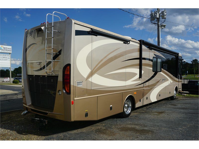 2007 Fleetwood Discovery 40X, Class A - Diesel RV For Sale By Owner in