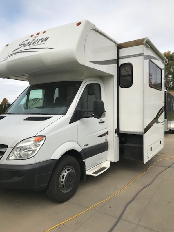 2012 Forest River Solera 24M, Class C RV For Sale By Owner in Walford