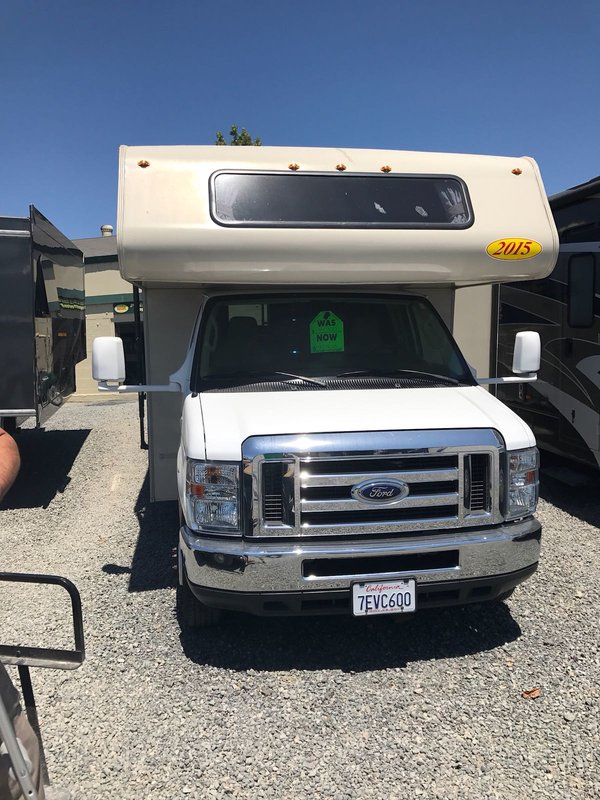 2015 Coachmen Leprechaun 260QB, Class C RV For Sale By Owner in Vallejo, California