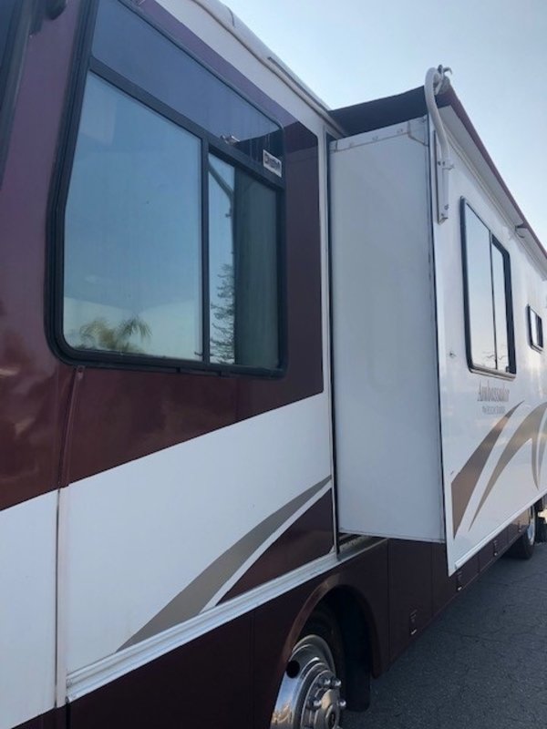 2000 Holiday Rambler Ambassador 36PBS, Class A Diesel RV For Sale By