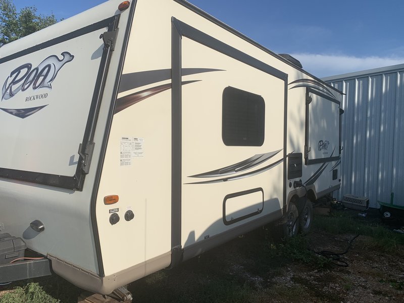 2016 Forest River Rockwood Roo 233S, Travel Trailers Hybrid RV For