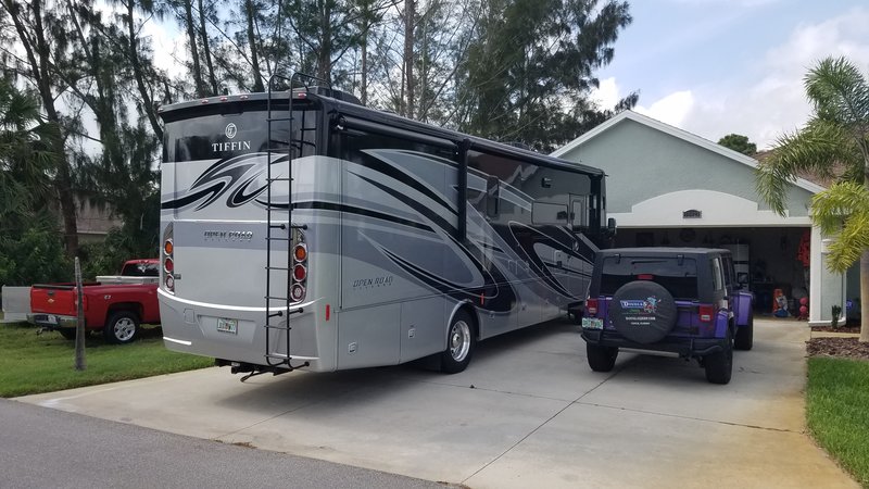 9. 2017 Tiffin Allegro Open Road 32SA For Sale by Owner - $135,000 - wide 10