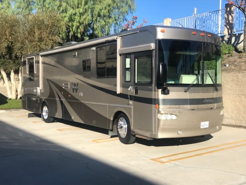 2004 Winnebago Journey 36G, Class A Diesel RV For Sale By Owner in