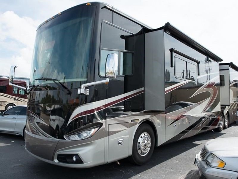 2016 Tiffin Phaeton 44OH, Class A Diesel RV For Sale By Owner in