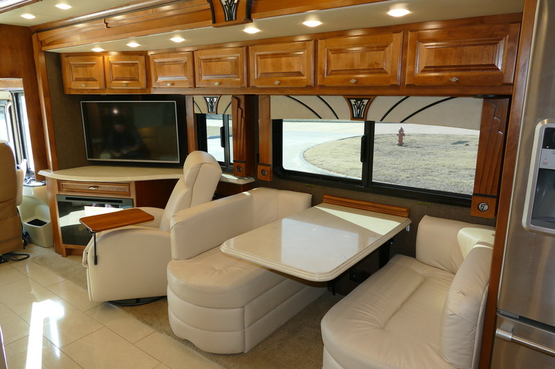 2016 Tiffin Phaeton 36GH, Class A Diesel RV For Sale By Owner in