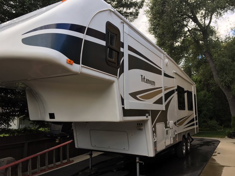 2008 Glendale RV Titanium 28E33SA, 5th Wheels RV For Sale By Owner in