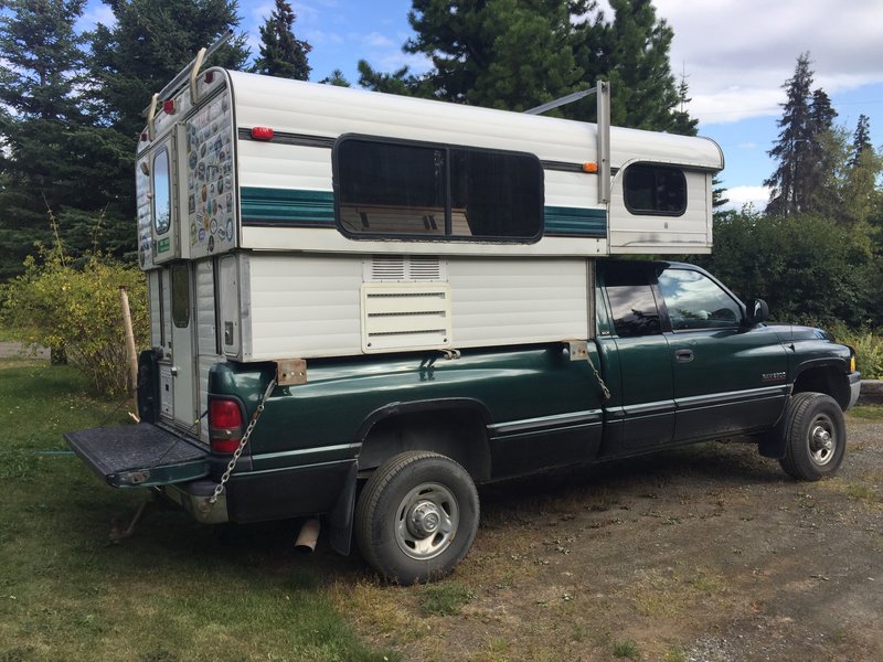 1995 Alaskan Telescopic, Truck Campers RV For Sale By Owner in Soldotna