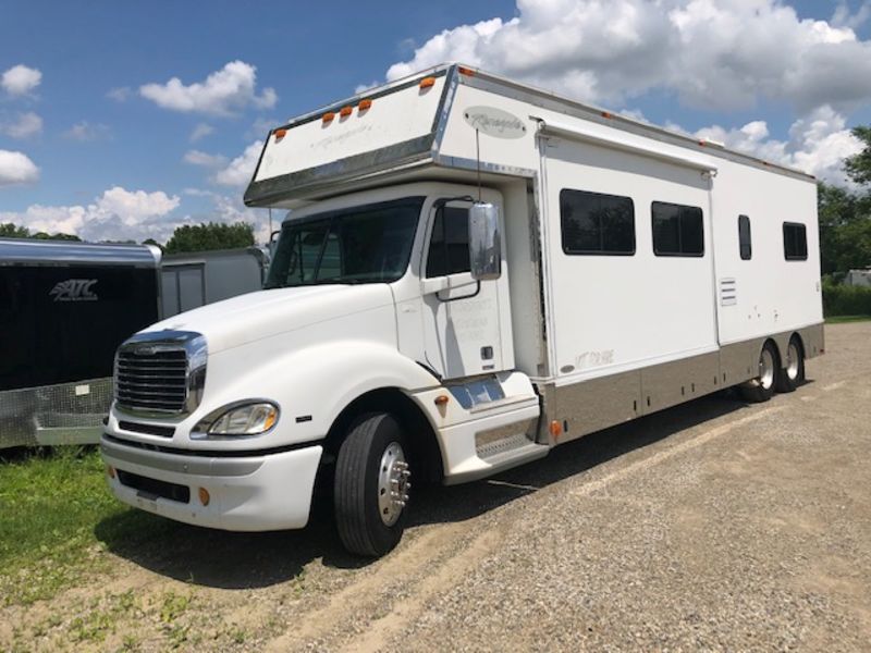 2005 Renegade 30, Class C RV For Sale in Brookville, Ohio
