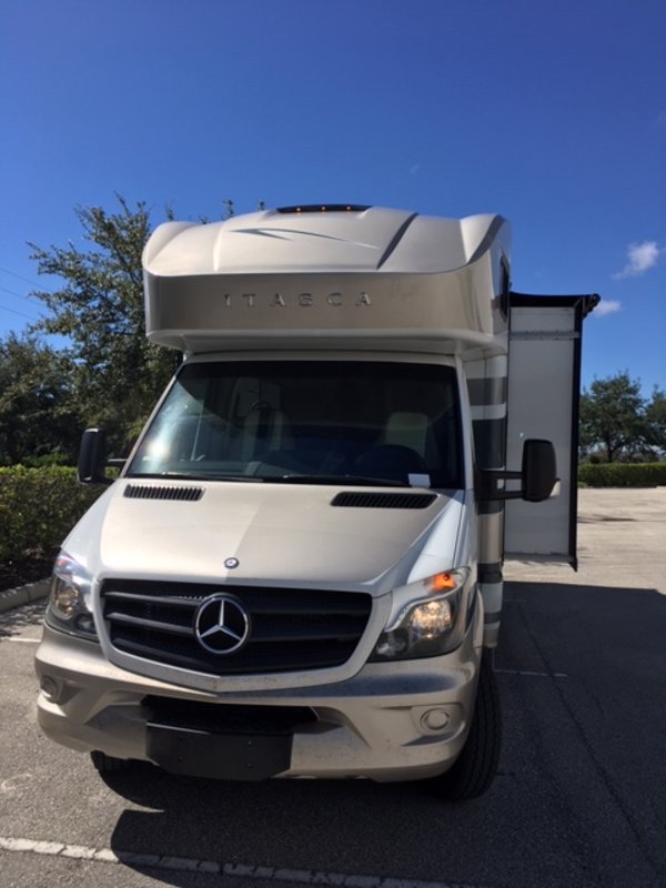 2015 Itasca Navion 24g Class C Rv For Sale By Owner In Flagler Beach