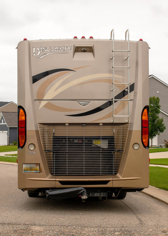 2008 Fleetwood Discovery 40X, Class A Diesel RV For Sale By Owner in