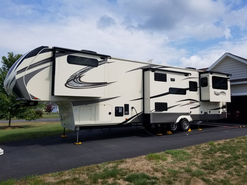 2019 Grand Design Solitude 375RES, 5th Wheels RV For Sale By Owner in