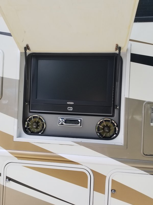 2009 Thor Motor Coach Hurricane 34BH, Class A Gas RV For Sale By