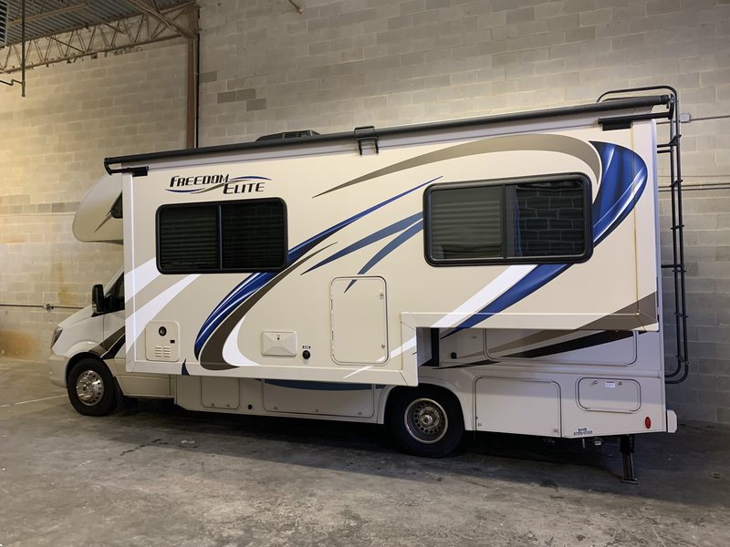 2018 Thor Motor Coach Freedom Elite 24FE, Class C RV For Sale By Owner