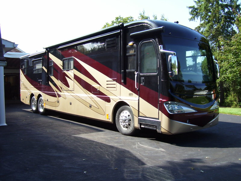 2009 Fleetwood American Revolution Revolution 42 K, Class A Diesel RV