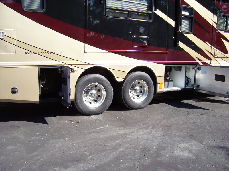 2009 Fleetwood American Revolution Revolution 42 K, Class A Diesel RV