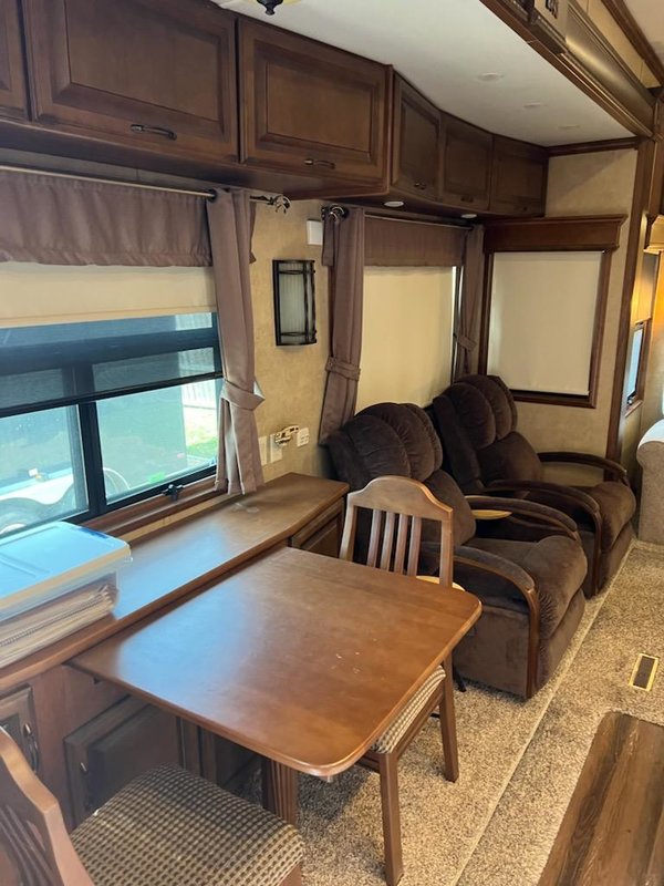 2014 DRV Elite Suites 38RSB3, 5th Wheels RV For Sale By Owner in Black ...