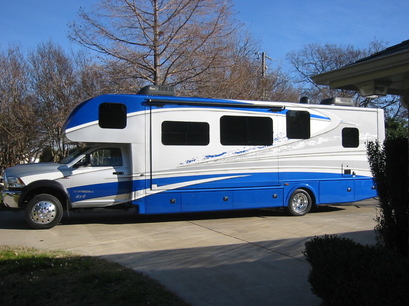 2018 Dynamax Isata 5 36DS, Class C RV For Sale By Owner in Sachse, Texas 348819