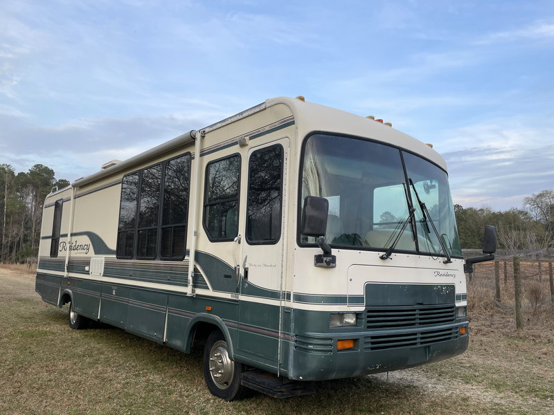 Used 1994 Thor Motor Coach A.C.E. Residency DIESEL PUSHER for Sale by