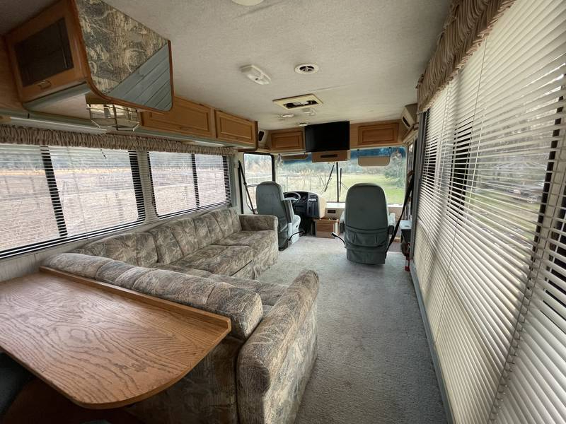 Used 1994 Thor Motor Coach A.C.E. Residency DIESEL PUSHER for Sale by