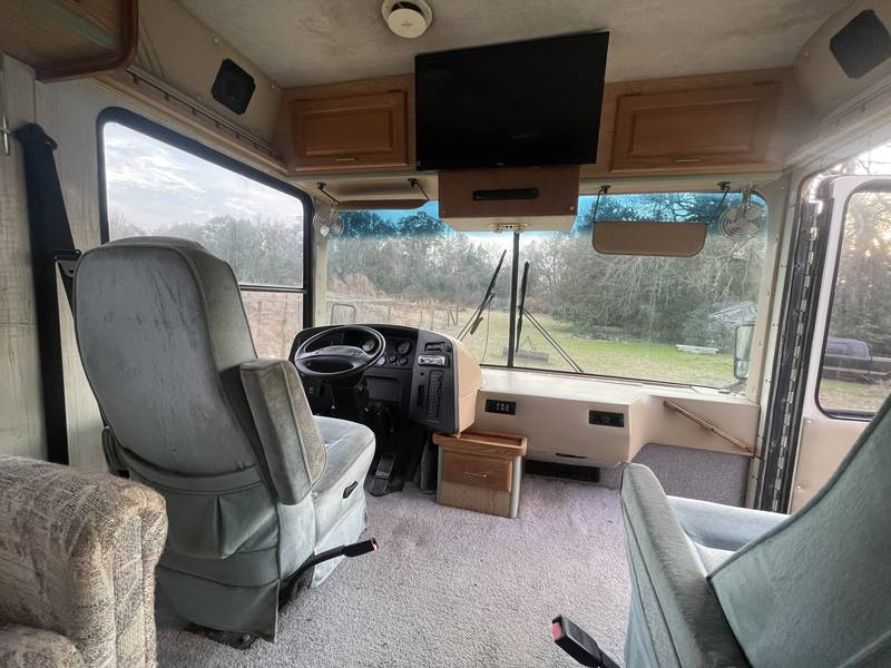 Used 1994 Thor Motor Coach A.C.E. Residency DIESEL PUSHER for Sale by