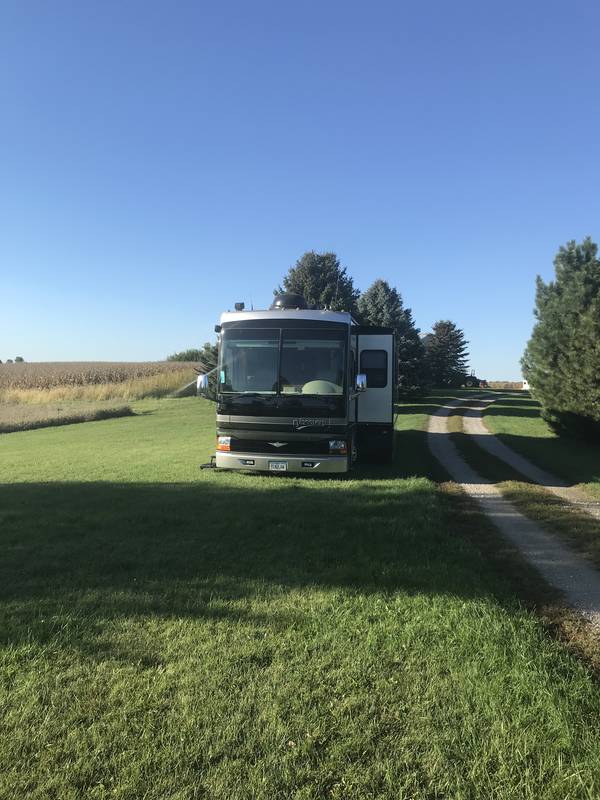 2006 Fleetwood Discovery 39L, Class A Diesel RV For Sale By Owner in