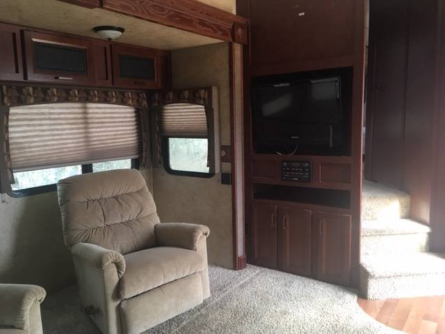 2011 Forest River Sierra Sef365rg 5th Wheels Rv For Sale In St