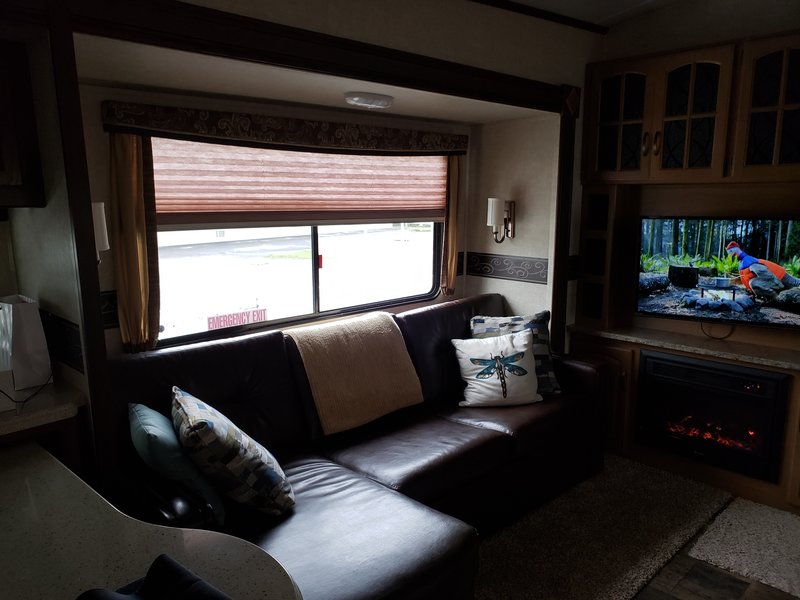 2013 Keystone Outback Sydney 331FRK, 5th Wheels RV For Sale By Owner in