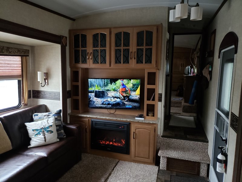 2013 Keystone Outback Sydney 331FRK, 5th Wheels RV For Sale By Owner in