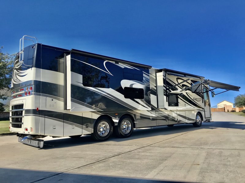 2014 Forest River Charleston 430BH, Class A Diesel RV For Sale By