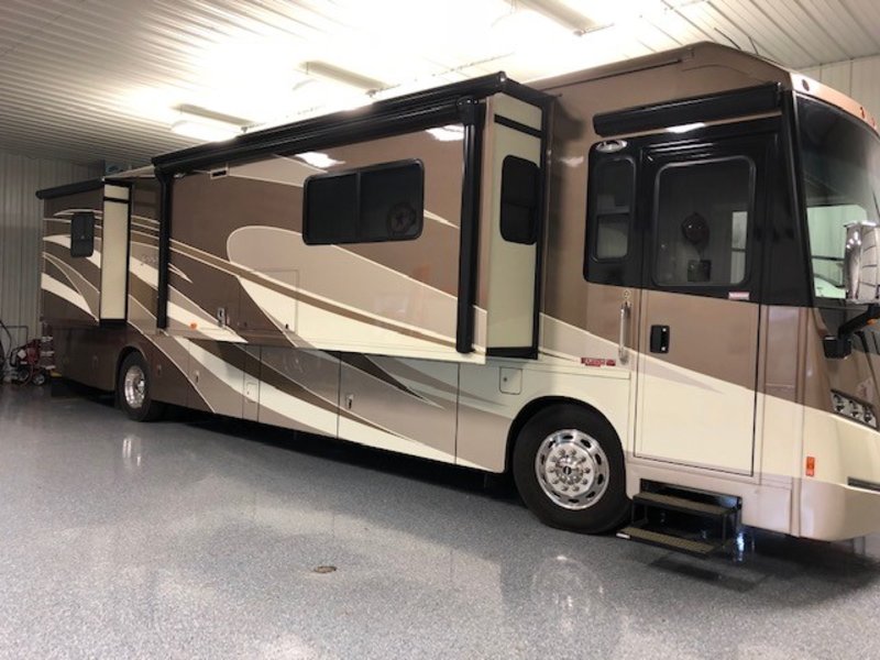 2013 Winnebago Journey, Class A Diesel RV For Sale By Owner in