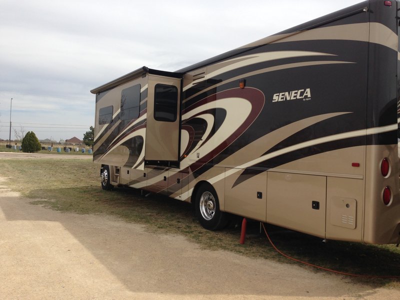 2014 Jayco Seneca 37TS, Class C RV For Sale By Owner in Manvel, Texas