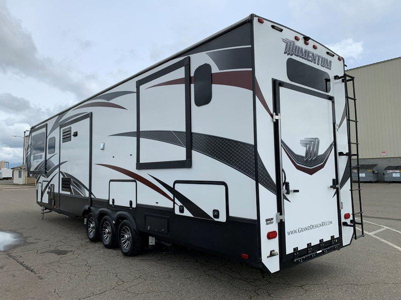 2017 Grand design Momentum 376, Toy Haulers 5th Wheels RV For Sale By