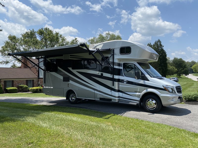 2015 Mercedes Winnebago Itasca Navion 24g Class C Rv For Sale By Owner