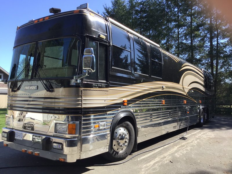 2000 Prevost 448, Class A - Diesel RV For Sale By Owner in Township of ...