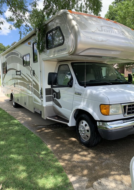 2007 Fleetwood Jamboree GT 31W, Class C RV For Sale By Owner in