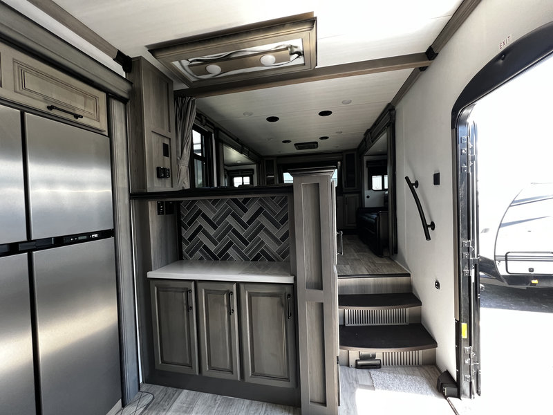 Used 2022 Keystone Montana 3761 FL for Sale by Owner in Tillamook