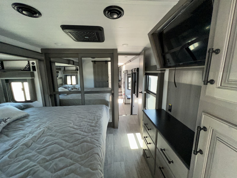 Used 2022 Keystone Montana 3761 FL for Sale by Owner in Tillamook